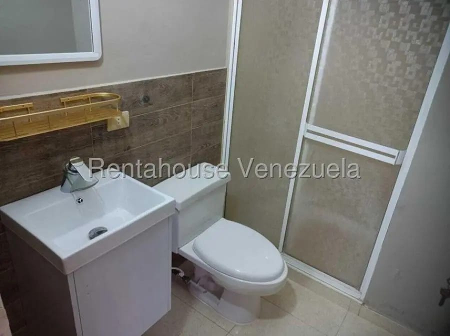 Apartamento en Alquiler en Los Mangos Valencia Carabobo Valencia - 16