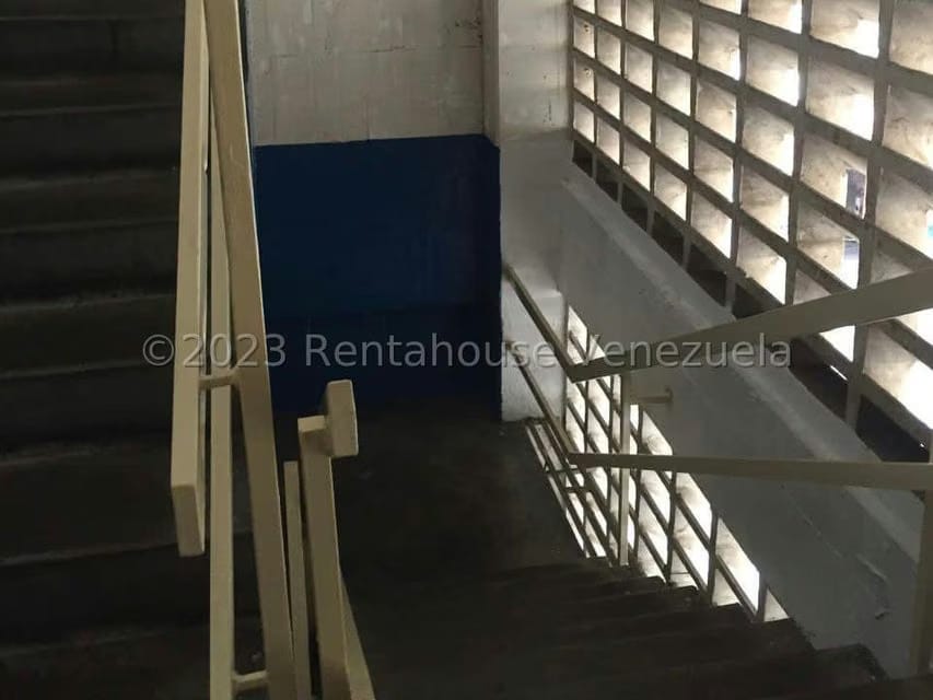 Comercial (Galpon - Deposito) en Venta en Ruiz Pineda, Distrito Metropolitano - 28