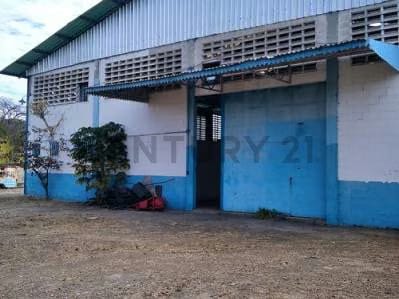 Galpón en Alquiler, zona industrial Piñonal