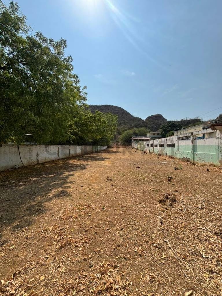 TERRENO en venta colinas de neveri