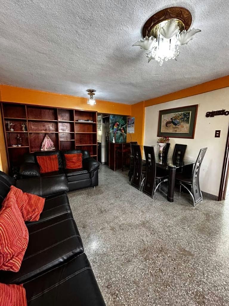 RD. - Venta Apartamento Caricuao UD 3 - 2