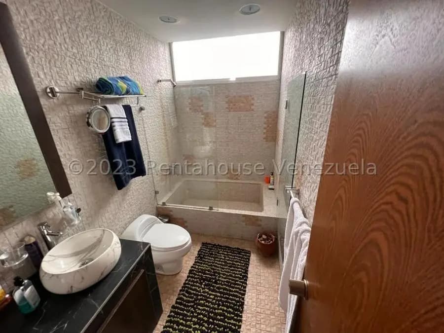 Apartamento en Venta en Los Palos Grandes Caracas - 2