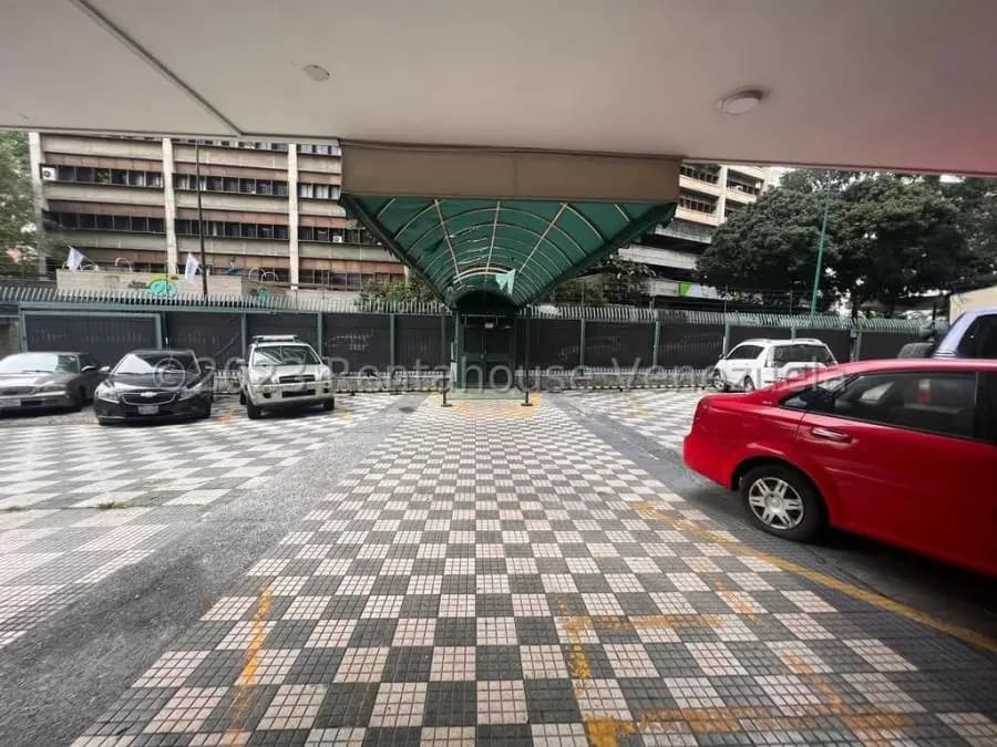 Apartamento en Venta en Los Palos Grandes Caracas - 13