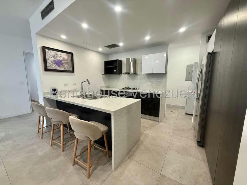 Apartamento (1 Nivel) en Alquiler en Los Naranjos de Las Mercedes, Distrito Metropolitano