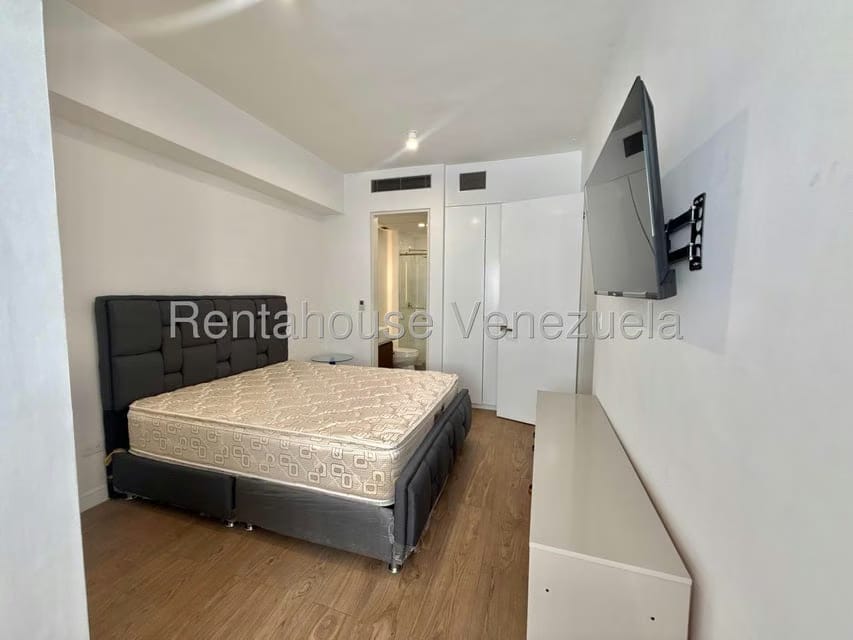Apartamento (1 Nivel) en Alquiler en Los Naranjos de Las Mercedes, Distrito Metropolitano - 15