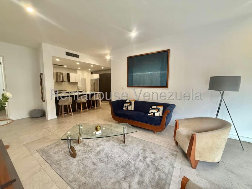 Apartamento (1 Nivel) en Alquiler en Los Naranjos de Las Mercedes, Distrito Metropolitano - 3