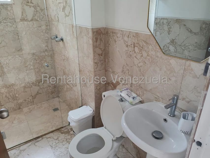 Casa (Multipes Niveles) en Venta en Las Marias, Distrito Metropolitano - 22