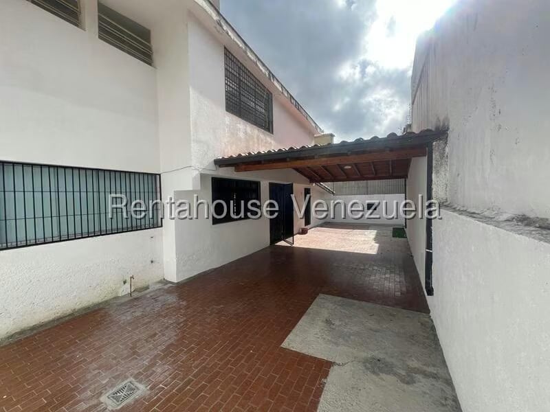 Casa (Duplex) en Alquiler en La Trinidad, Distrito Metropolitano - 14