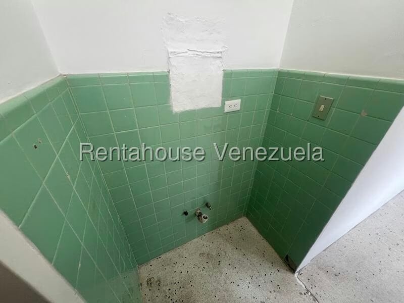 Casa (Duplex) en Alquiler en La Trinidad, Distrito Metropolitano - 22