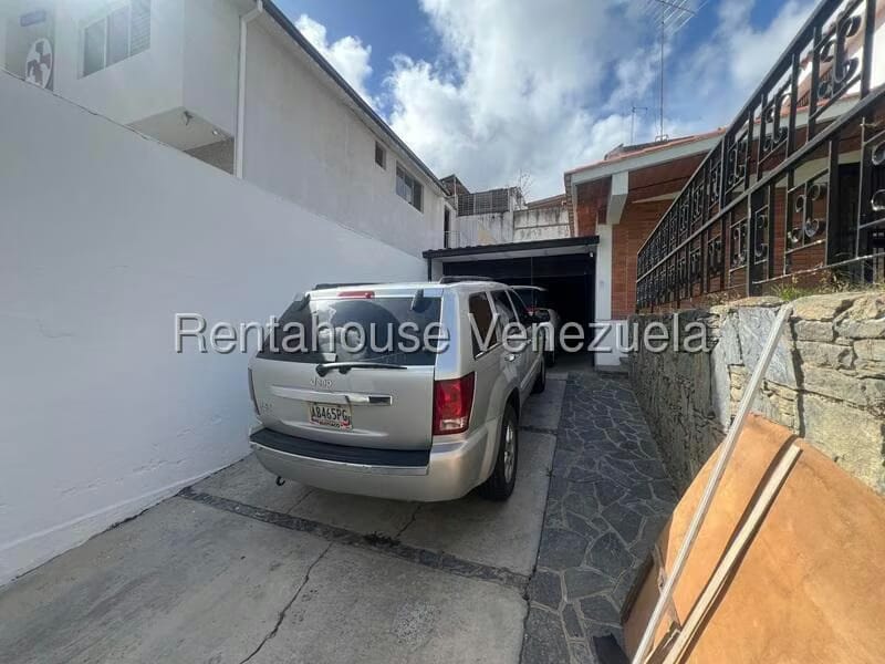 Casa (Duplex) en Alquiler en La Trinidad, Distrito Metropolitano - 30