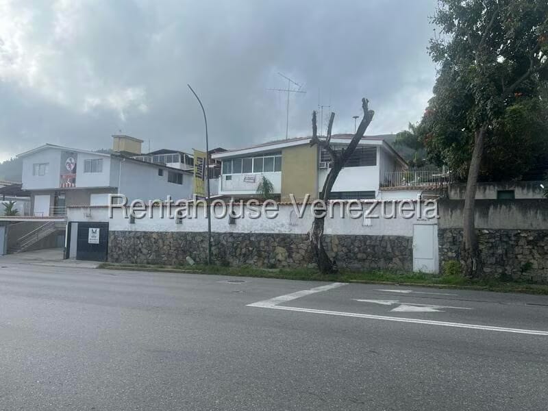 Casa (Duplex) en Alquiler en La Trinidad, Distrito Metropolitano - 32