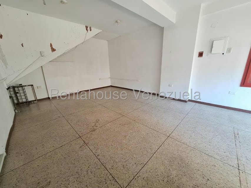 Comercial (Local Comercial) en Alquiler en Los Colorados, Carabobo - 5