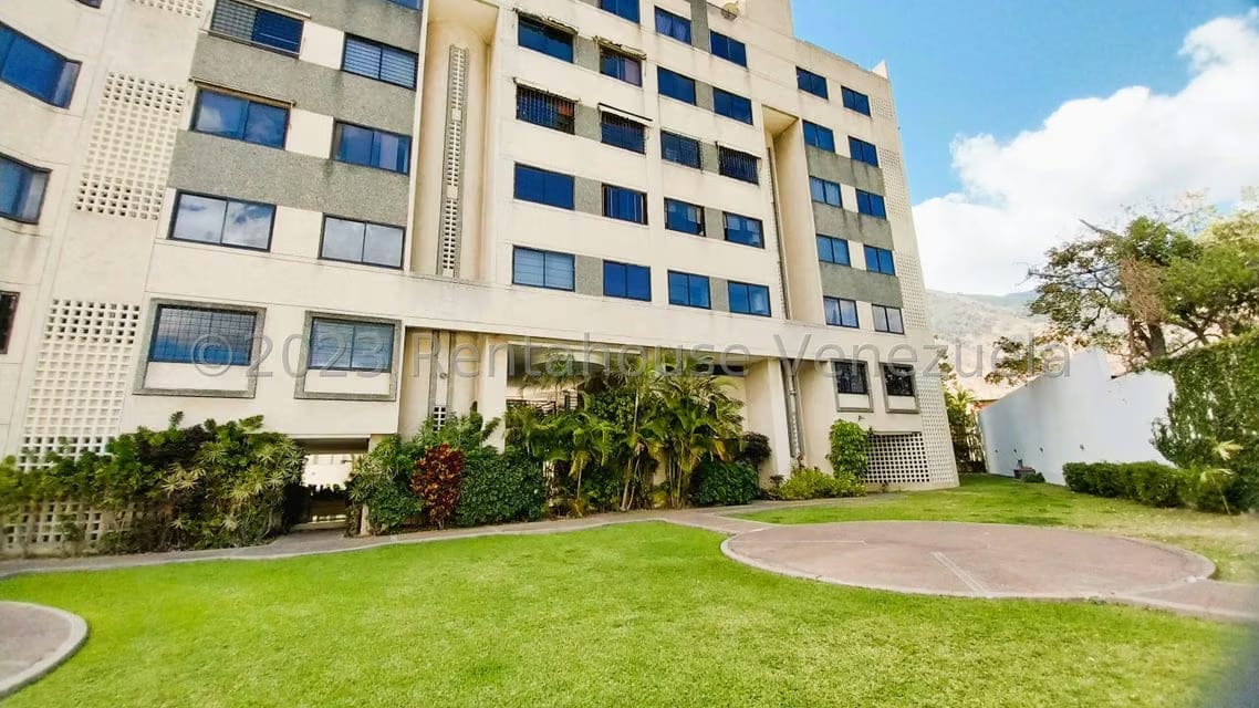 Apartamento (Penthouse) en Venta en Los Chorros, Distrito Metropolitano - 2