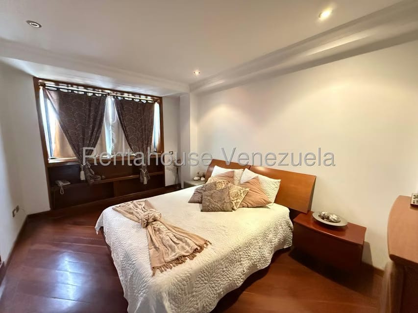 Apartamento (Penthouse) en Venta en Los Chorros, Distrito Metropolitano - 29