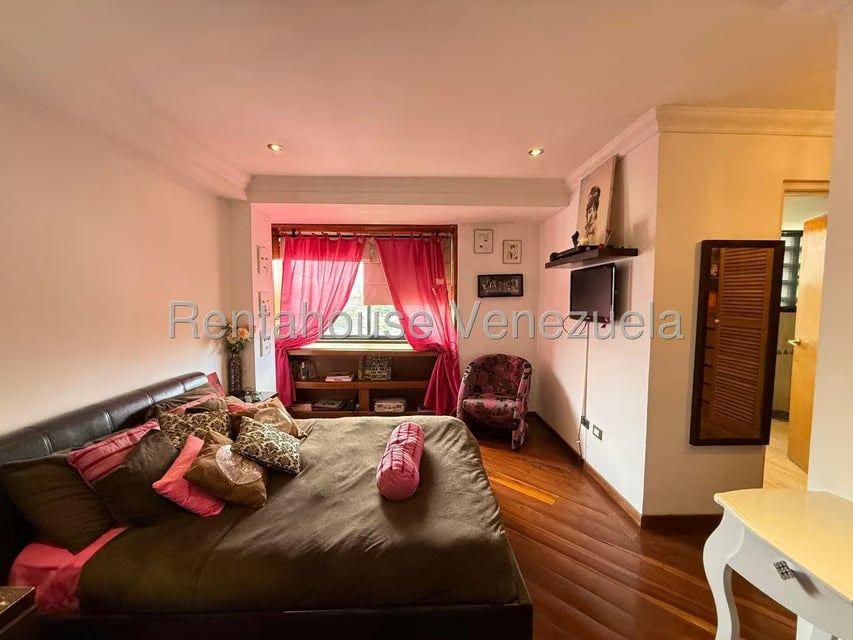 Apartamento (Penthouse) en Venta en Los Chorros, Distrito Metropolitano - 30