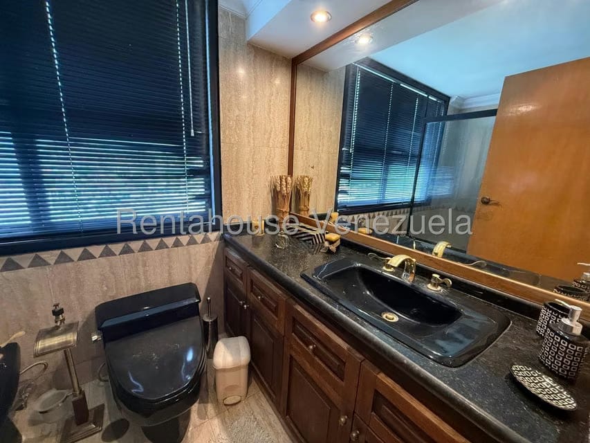 Apartamento (Penthouse) en Venta en Los Chorros, Distrito Metropolitano - 41