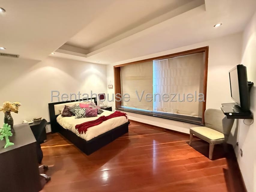 Apartamento (Penthouse) en Venta en Los Chorros, Distrito Metropolitano - 42