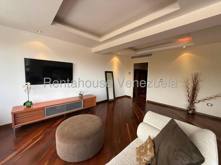Apartamento (Penthouse) en Venta en Los Chorros, Distrito Metropolitano - 48