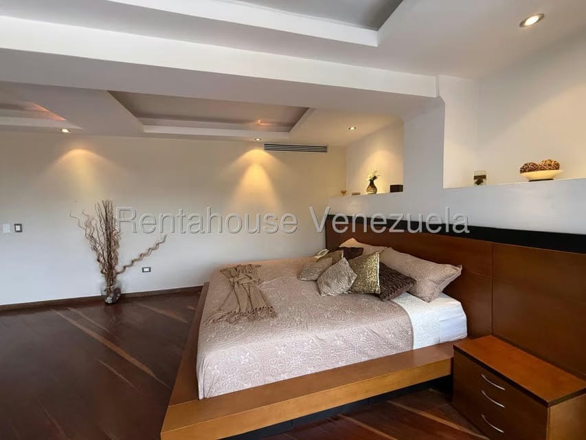 Apartamento (Penthouse) en Venta en Los Chorros, Distrito Metropolitano - 50