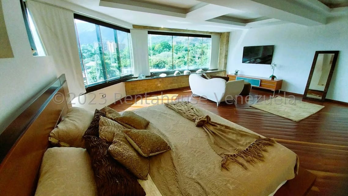 Apartamento (Penthouse) en Venta en Los Chorros, Distrito Metropolitano - 51