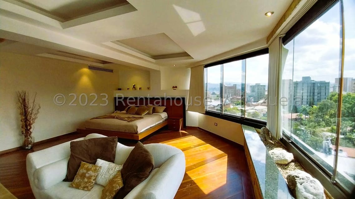 Apartamento (Penthouse) en Venta en Los Chorros, Distrito Metropolitano - 53