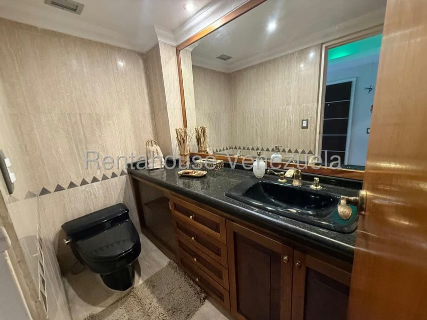 Apartamento (Penthouse) en Venta en Los Chorros, Distrito Metropolitano - 57