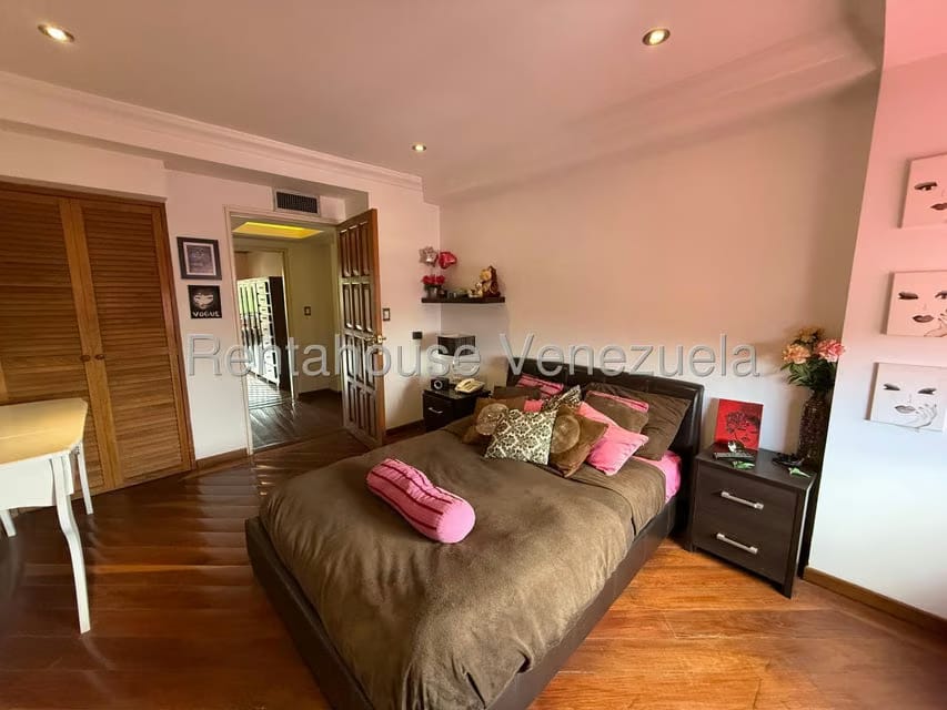 Apartamento (Penthouse) en Venta en Los Chorros, Distrito Metropolitano - 58