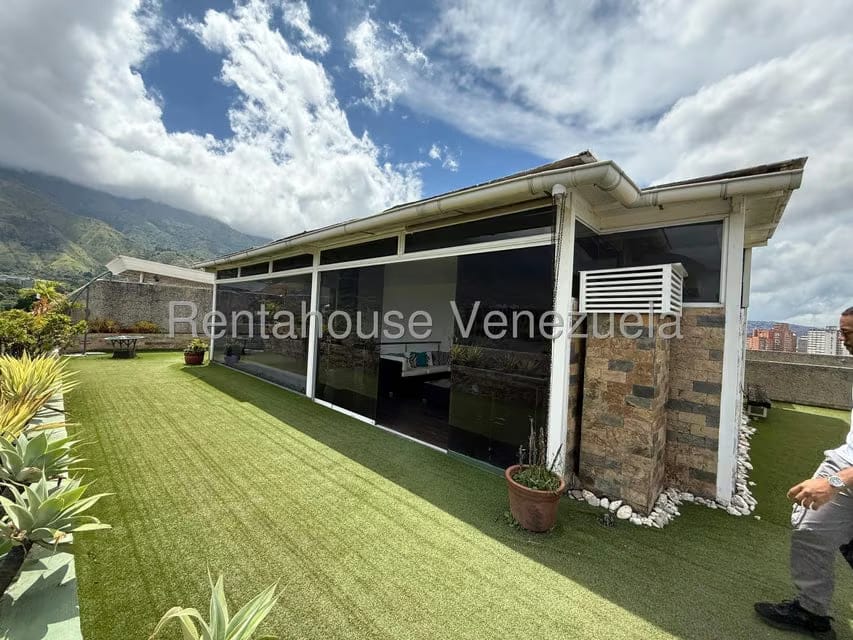 Apartamento (Penthouse) en Venta en Los Chorros, Distrito Metropolitano - 68
