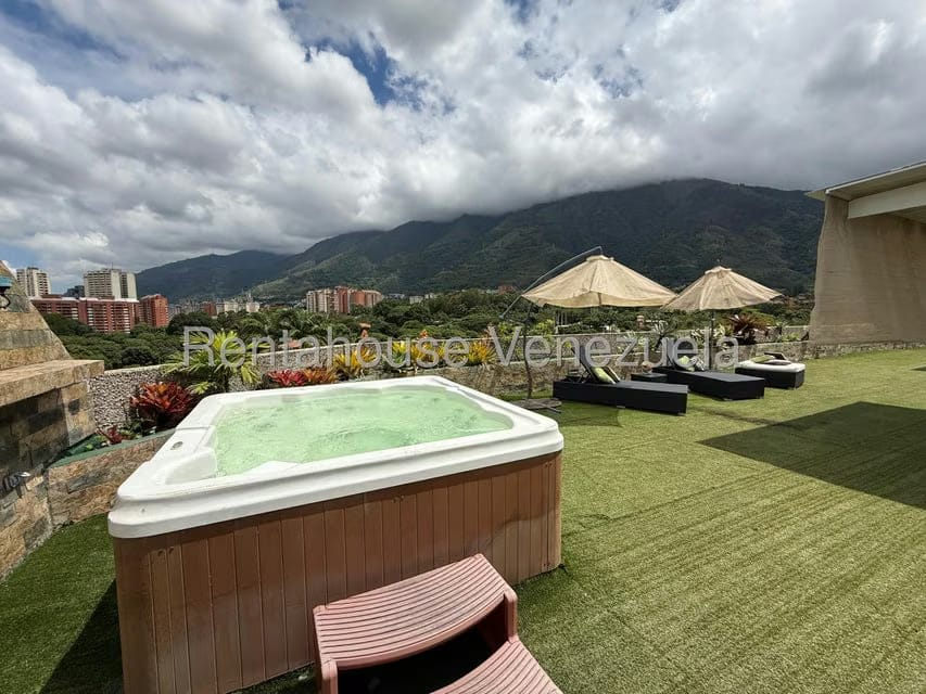 Apartamento (Penthouse) en Venta en Los Chorros, Distrito Metropolitano - 76