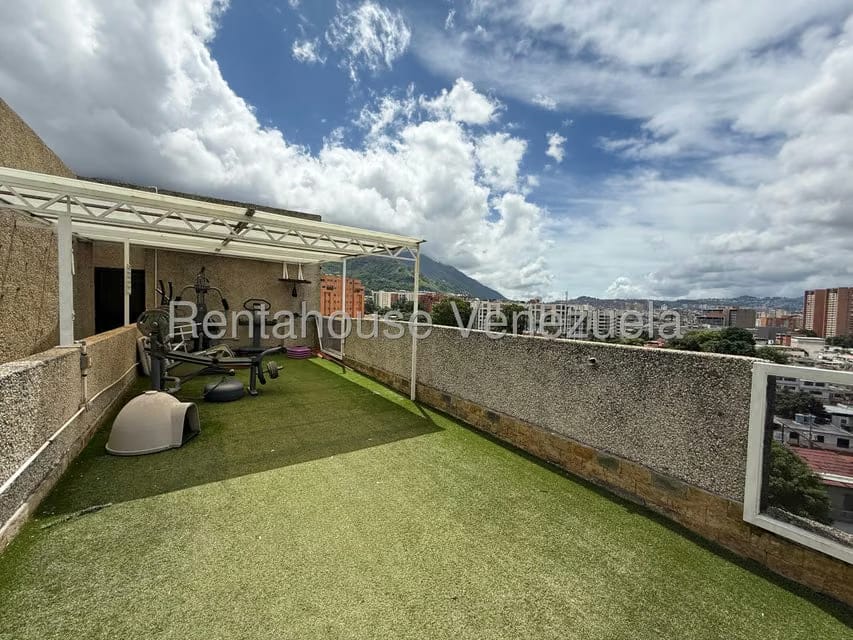Apartamento (Penthouse) en Venta en Los Chorros, Distrito Metropolitano - 79