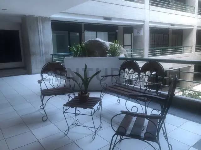 Local de 27.35 mts2 en alquiler en el CC El Refugio. - 9