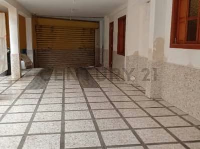 Comoda, amplia y bonita casa - 9