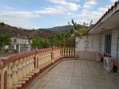 Comoda, amplia y bonita casa - 10