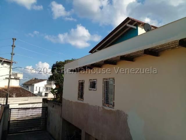 Casa (Duplex) en Venta en El Hatillo, Distrito Metropolitano - 37