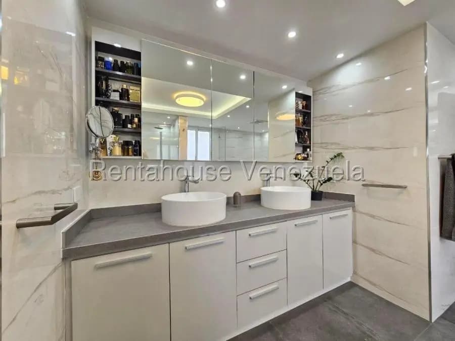 Casa en Venta en El marques Caracas - 11