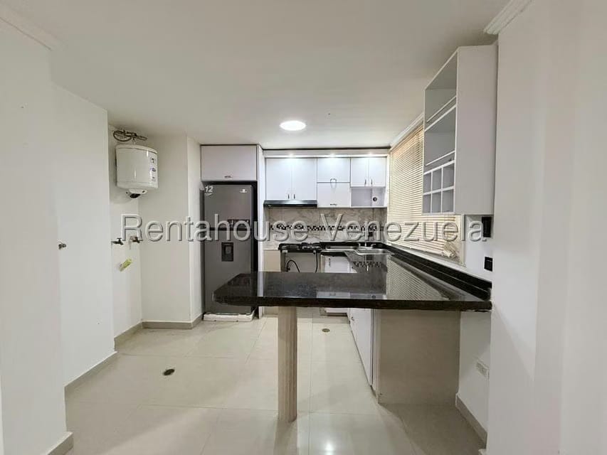 Apartamento (Planta Baja) en Venta en Apamate, Aragua - 2