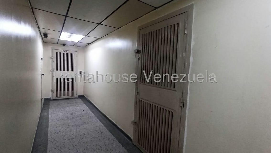 Comercial (Oficina) en Venta en Parroquia Altagracia, Distrito Metropolitano - 5