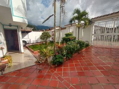 CASA QUINTA DENTRO DE CONJUNTO PRIVADO ZONA LATA DE LA CIUDAD - 3
