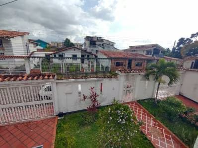 CASA QUINTA DENTRO DE CONJUNTO PRIVADO ZONA LATA DE LA CIUDAD - 4