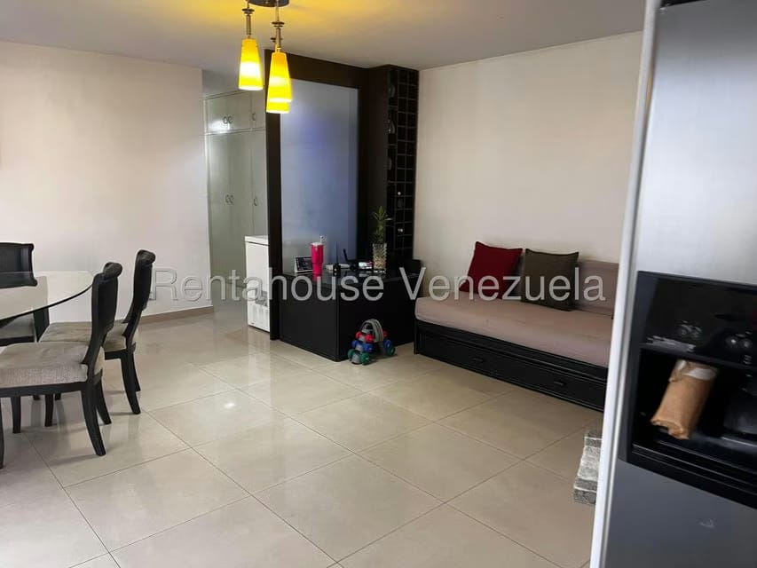 Apartamento (1 Nivel) en Alquiler en Santa Eduvigis, Distrito Metropolitano - 11