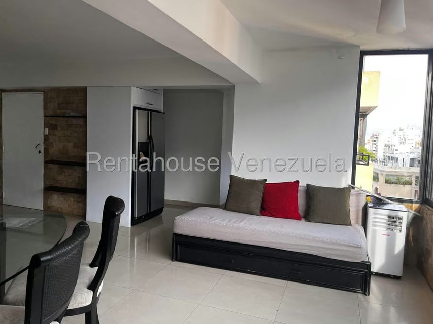 Apartamento (1 Nivel) en Alquiler en Santa Eduvigis, Distrito Metropolitano - 6