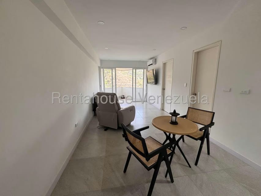 Apartamento (1 Nivel) en Alquiler en Los Samanes, Distrito Metropolitano - 3