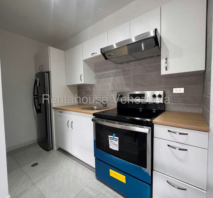 Apartamento (1 Nivel) en Alquiler en Los Samanes, Distrito Metropolitano - 4