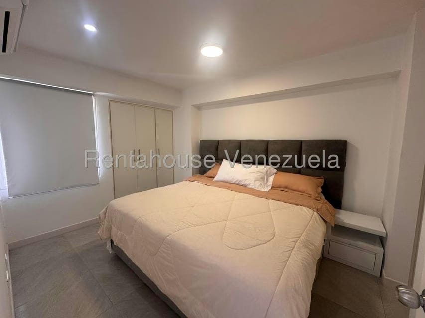 Apartamento (1 Nivel) en Alquiler en Los Samanes, Distrito Metropolitano - 5