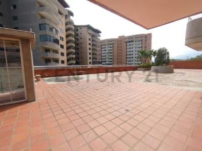 Penthouse en Venta Ubicado en Guatire - Frutas Condominiums - 2