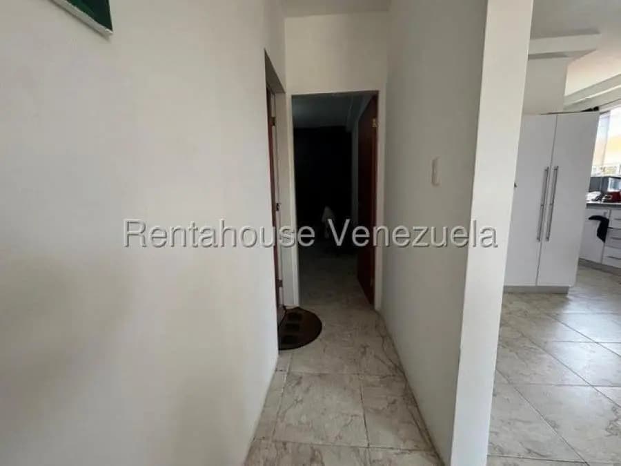 Apartamento en Venta en valle arriba Guatire - 18