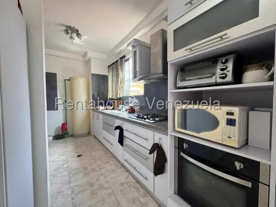 Apartamento en Venta en valle arriba Guatire - 19