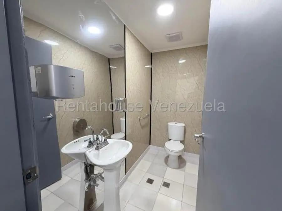 Casa en Venta en san roman Caracas - 28