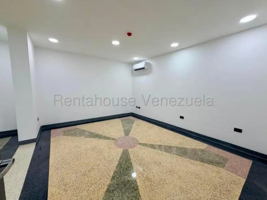 Casa en Venta en san roman Caracas - 29
