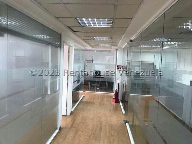Comercial (Oficina) en Venta en El Rosal, Distrito Metropolitano - 26